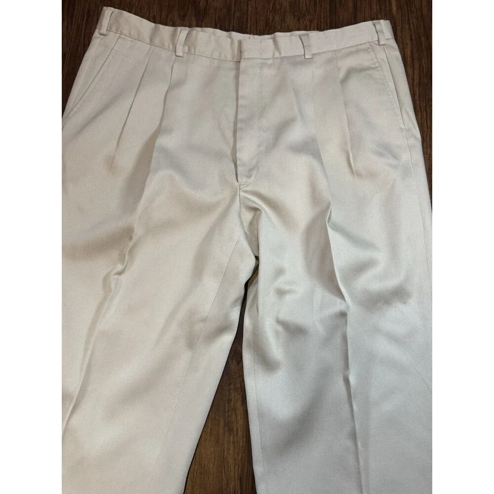 LL Bean Men’s Pants 38 X 32 Khaki Pleated Front Made In USA